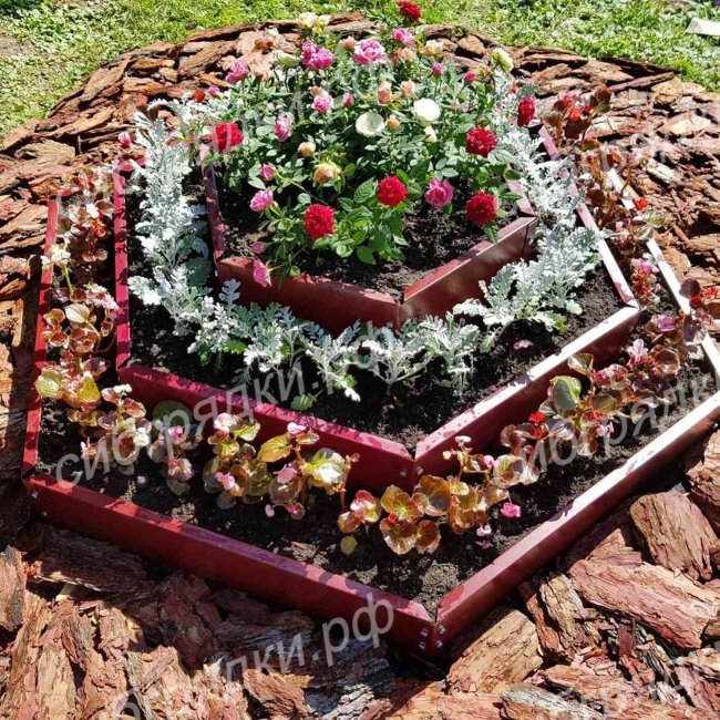 Клумба "Сота" 500 в Челябинске